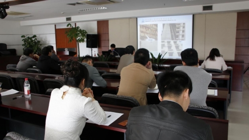 【培训学习】提升建筑质量  争创精品工程 ——集团内训学？埂督ㄖ工程质量通病和防治措施》培训